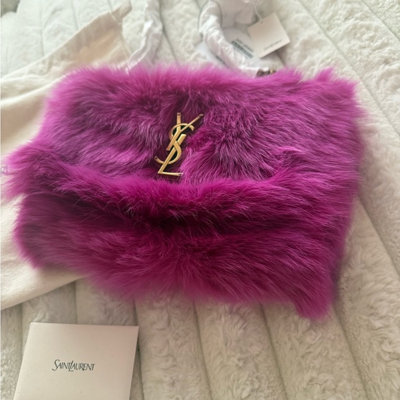 🖤SOLD🖤 Saint Laurent KATE SML REV FUR SHLDR MAGENTA NWT Beautiful 💓 - Picture 10 of 17